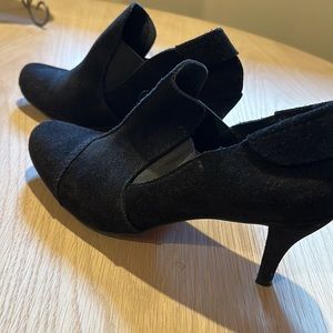 Pedro Garcia mules